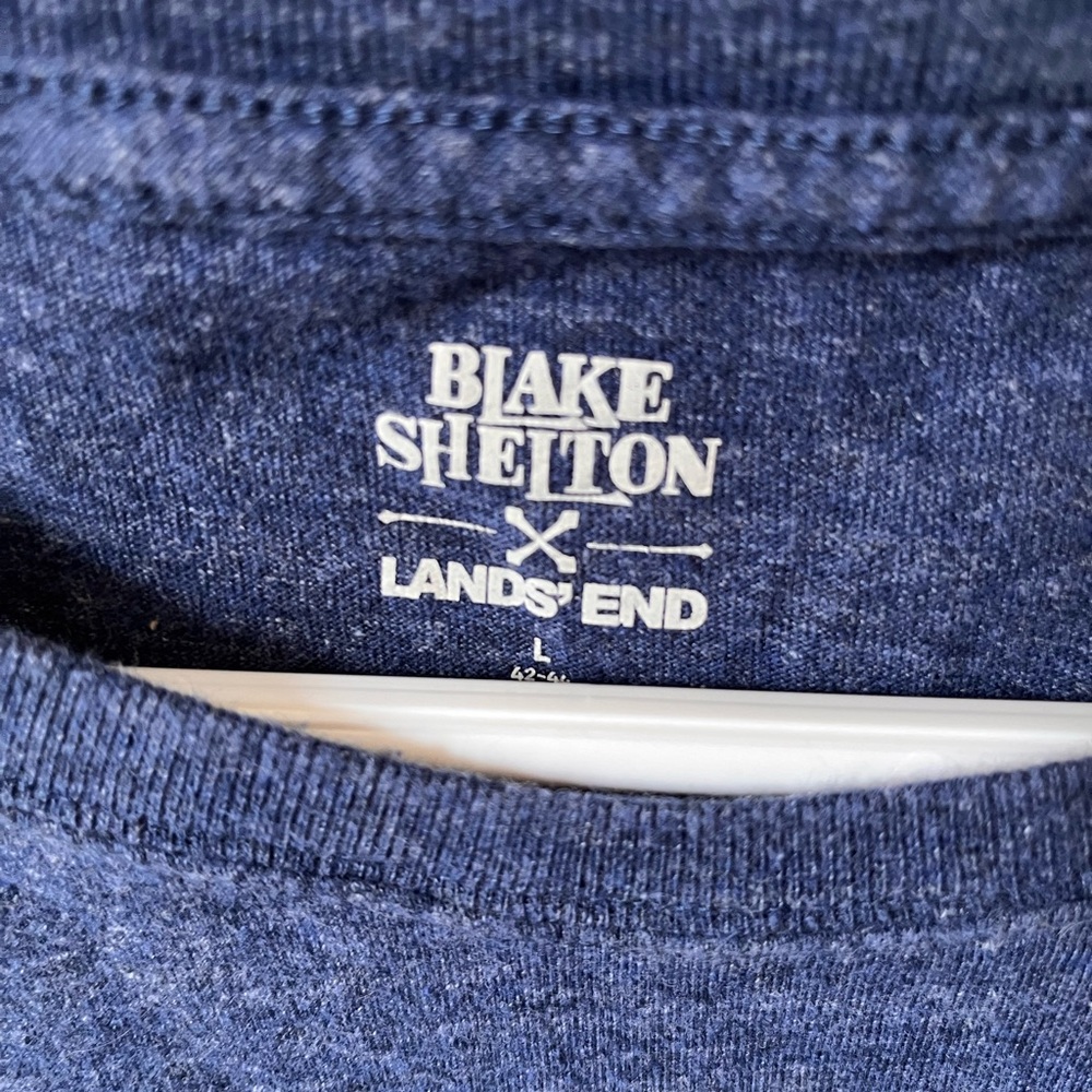 Lands' End Heathered Navy Tee - Picture 2 of 2